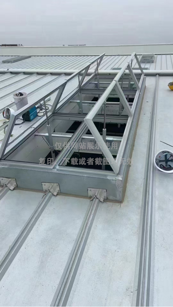 静宁苹果库杂多排烟天窗