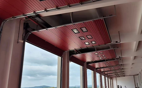 杂多工业翻板门