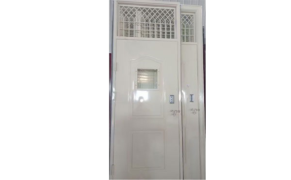 杂多学校教室门