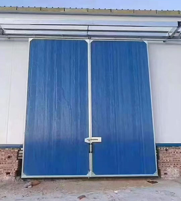 杂多工业门在大型仓储物流通道中的应用实例